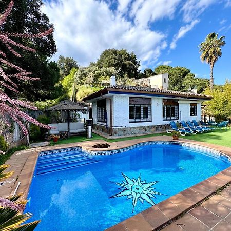Casa Paraiso Piscina Tranquilidad Sant Cebria de Vallalta ภายนอก รูปภาพ
