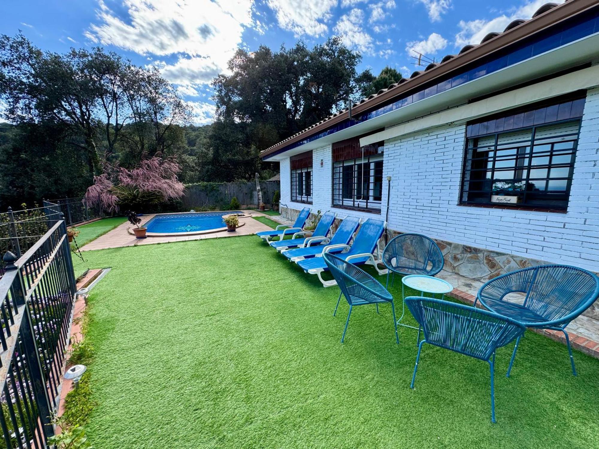 Casa Paraiso Piscina Tranquilidad Sant Cebria de Vallalta ภายนอก รูปภาพ